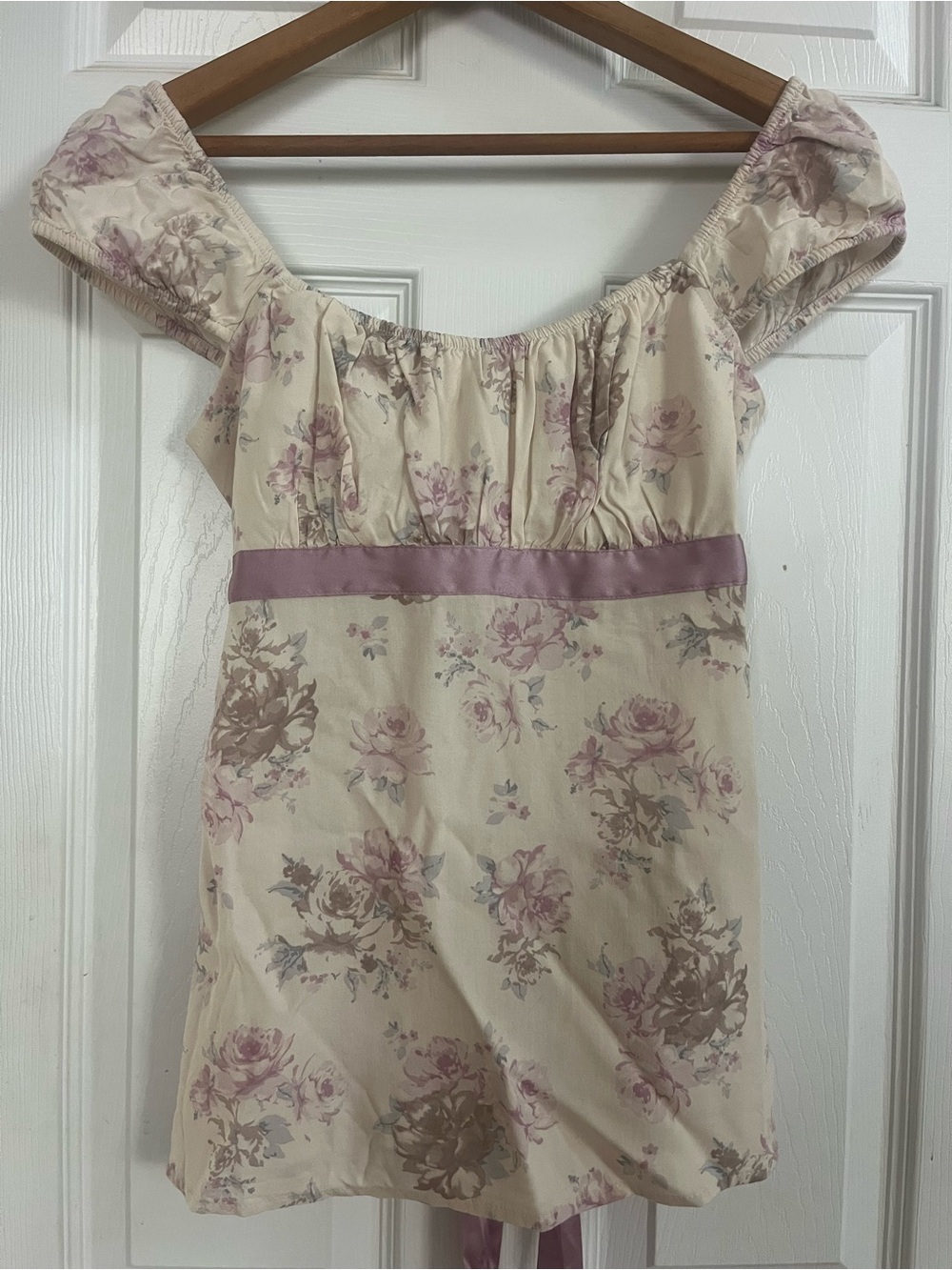NWOT Girls XS Hollister Satin Tie Babydoll Top